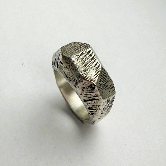 Anillo Orgánico IV — Plata hecho a mano